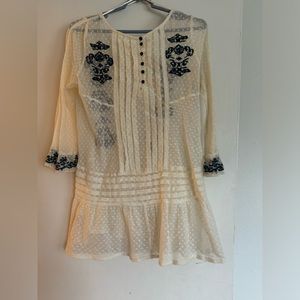 Free People lace tunic. Size M